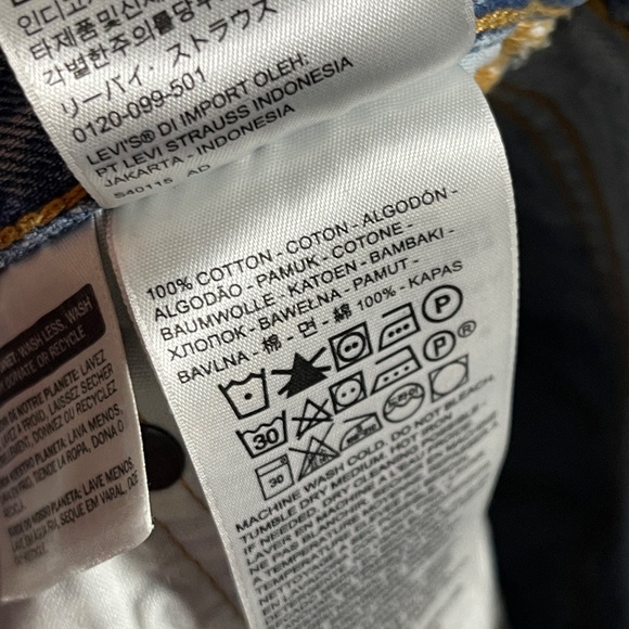 Levis 501 Womens Size 24 Denim Jean Distressed Cut Off Light Wash 0916 - Picture 4 of 9